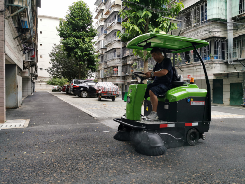 廣西小區(qū)掃地車