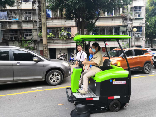 廣西掃地機(jī)