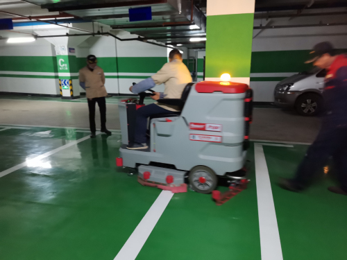 南寧車庫洗地機